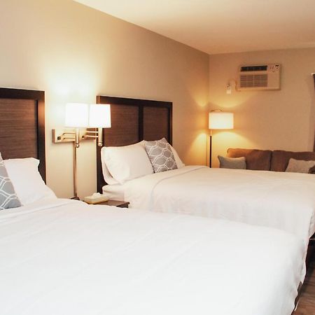 Country Squire Inn And Suites New Holland Exteriör bild